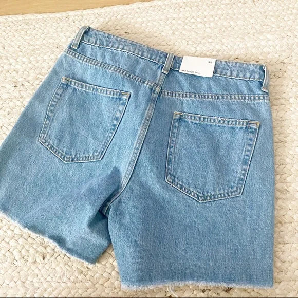 NWT Gianni Bini Michelle High Rise Mid Thigh Denim Shorts - Picture 6 of 6